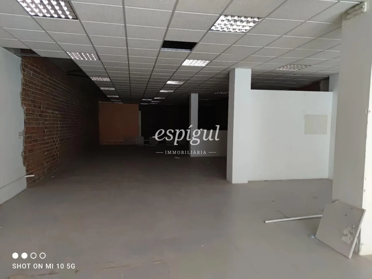 Local comercial situado en la zona Migdia, ¡cerca del Hipercor de Girona!