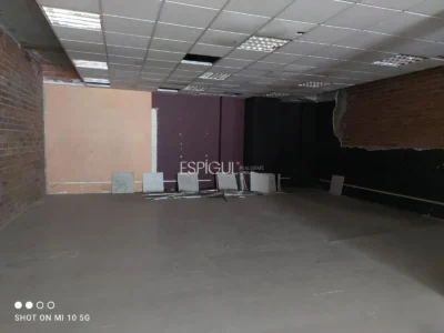 Local comercial situat a la zona Migdia, a prop de l’Hipercor de Girona!