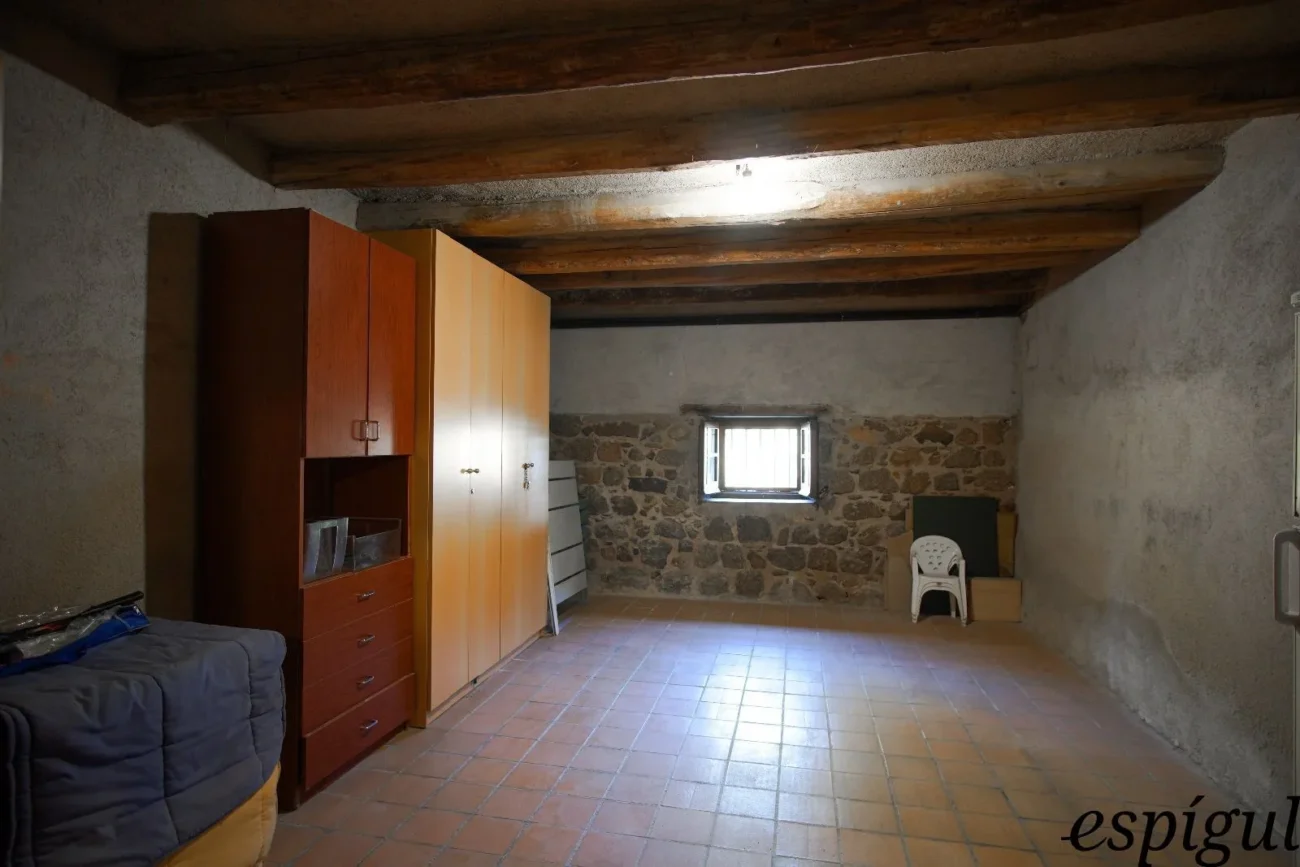 Rustic property from the 9th century for sale in LLagostera, Girona.