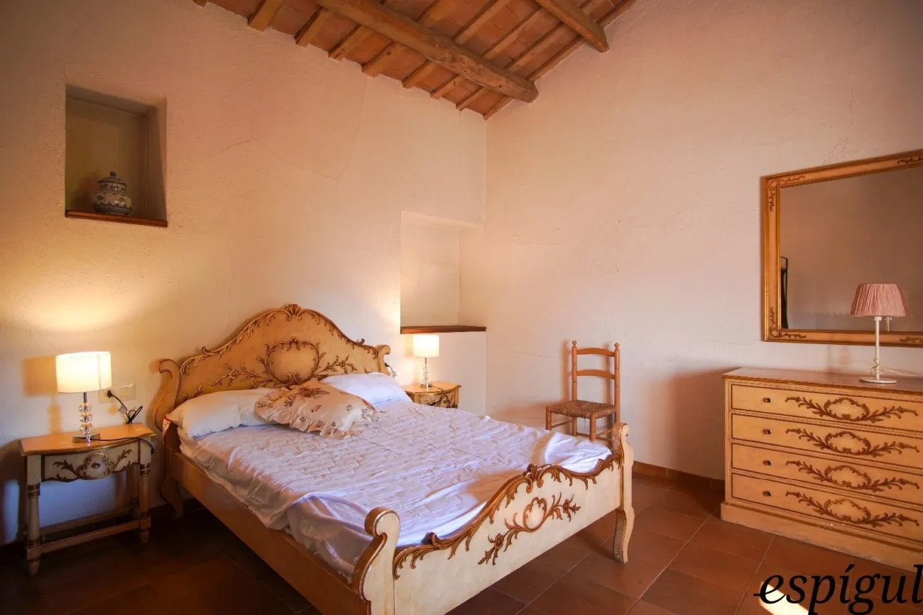 Rustic property from the 9th century for sale in LLagostera, Girona.