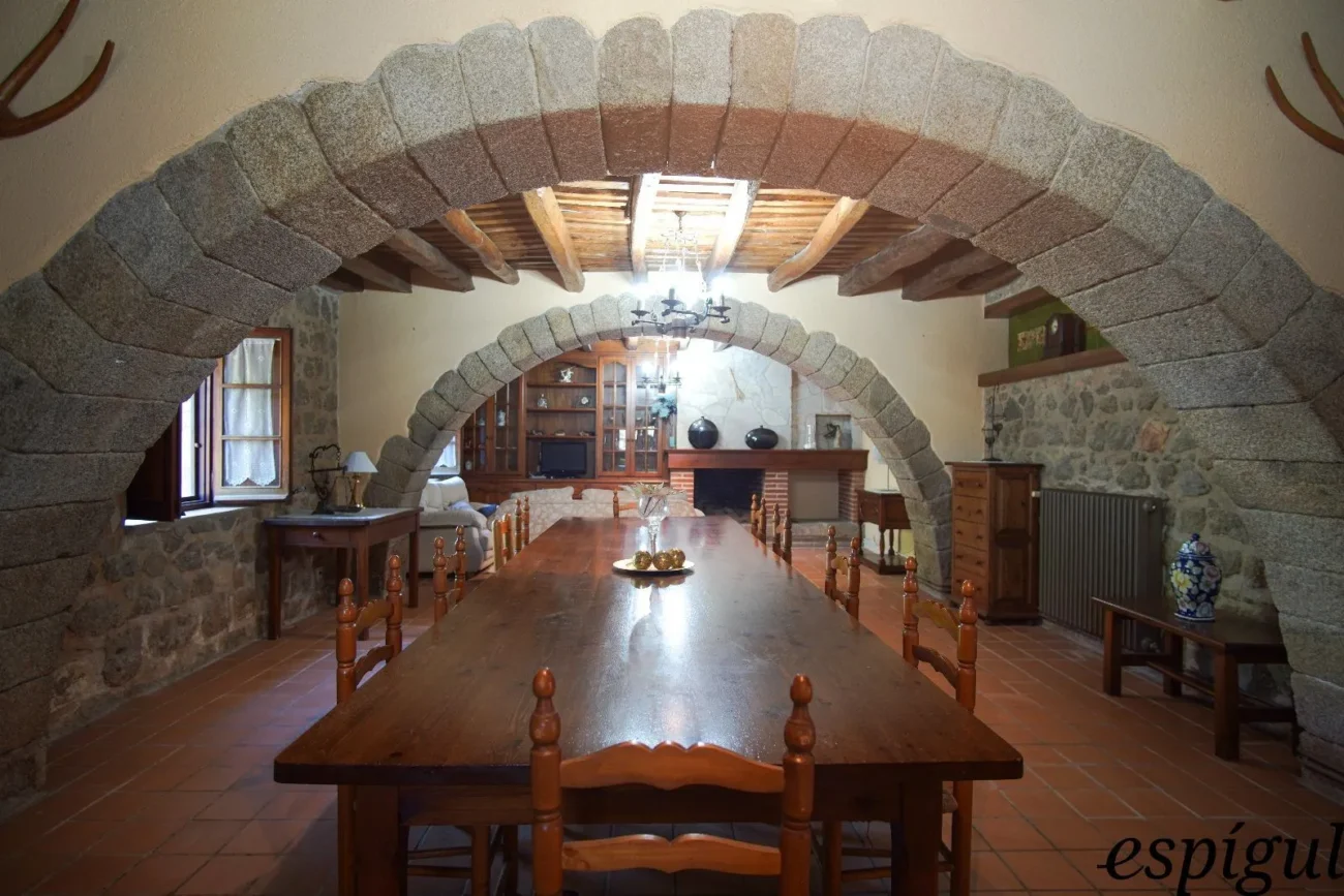 Rustic property from the 9th century for sale in LLagostera, Girona.
