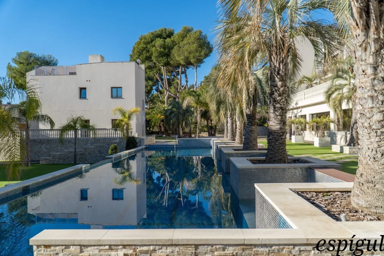Hotel 5* for sale in Platja d’Aro