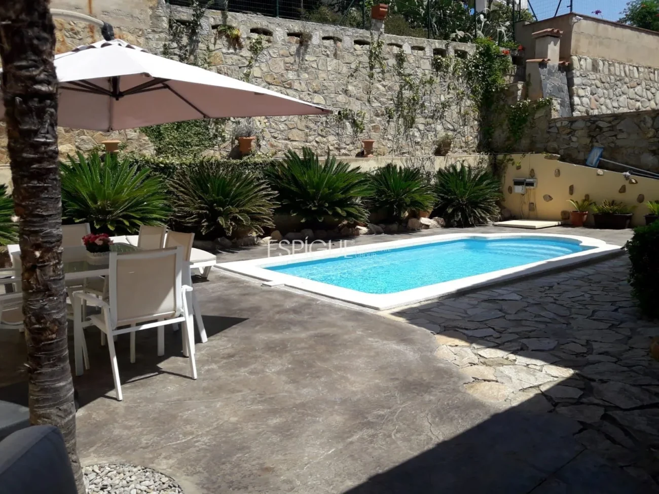 6-Bedroom House for Sale in the Els Pins Urbanization with Sea Views