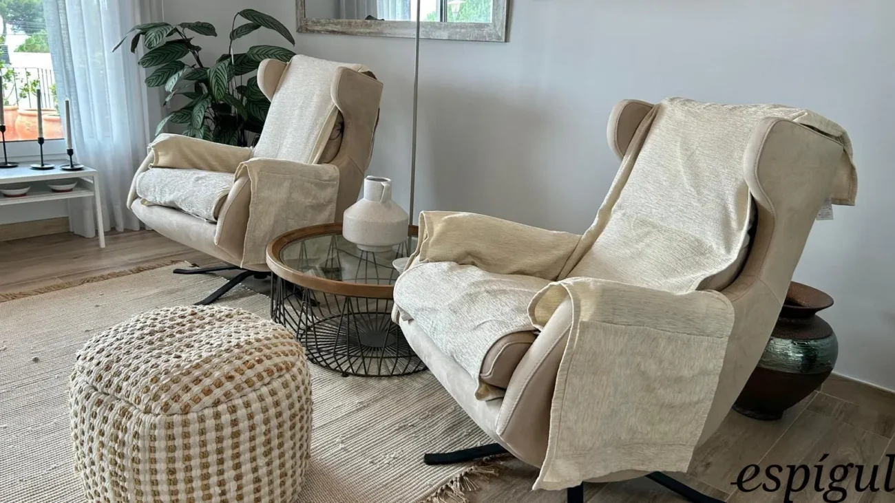Casa de 6 habitacions en venda a la urbanització Els Pins amb vistes al mar