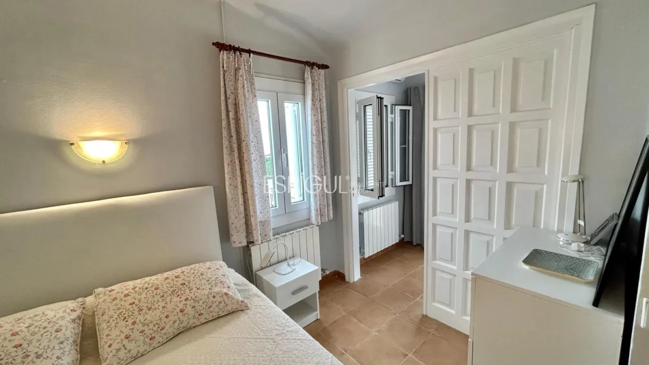 6-Bedroom House for Sale in the Els Pins Urbanization with Sea Views