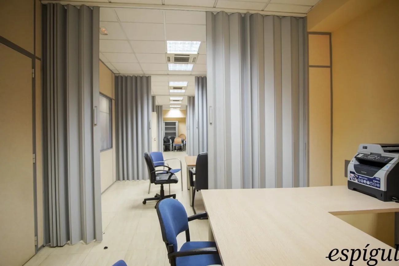 Oficina de lloguer a Domeny, Girona.