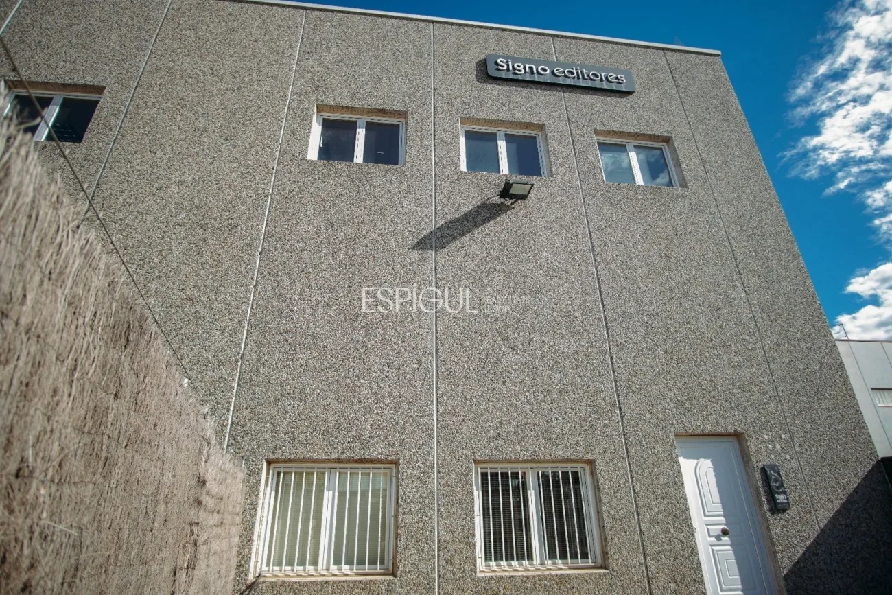 Oficina en alquiler en Domeny, Girona.