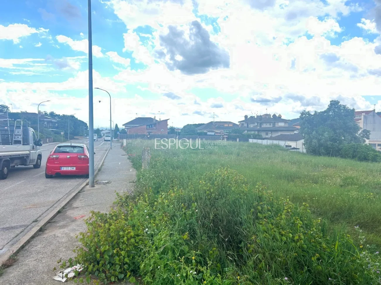 Ideal parcela en venta en Santa Coloma