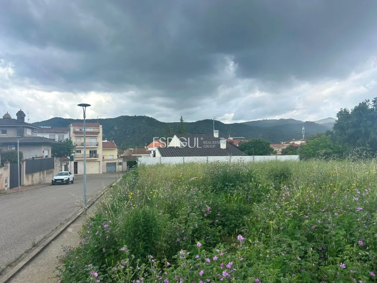 Ideal parcela en venta en Santa Coloma