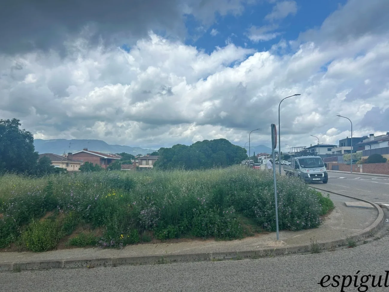 Ideal parcela en venta en Santa Coloma