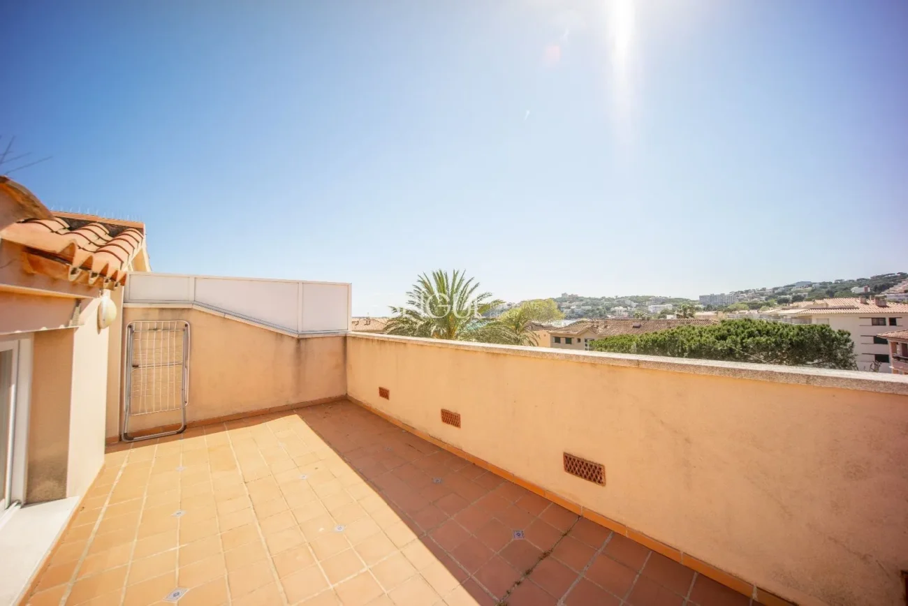 Dúplex con piscina vista al mar S’Agaró