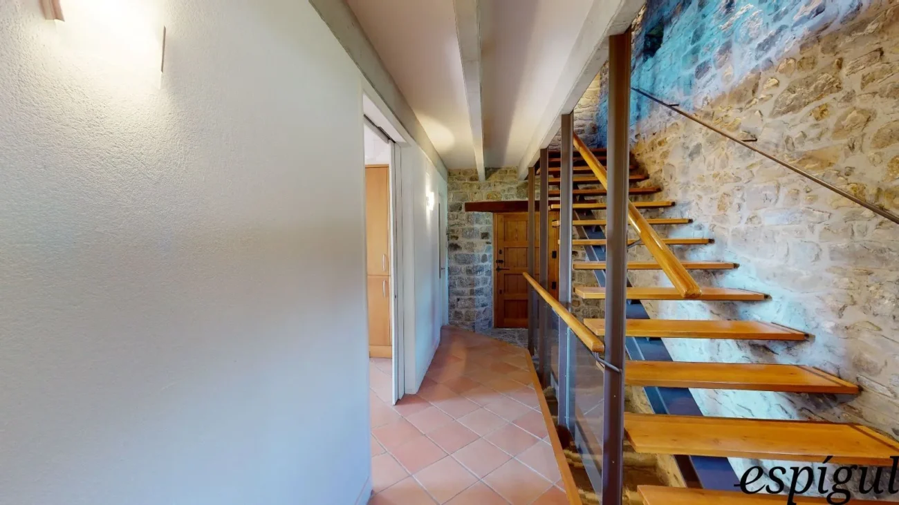 Totally refurbished farmhouse with charm