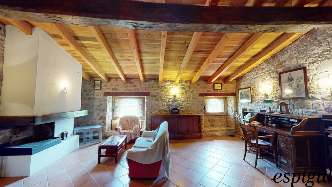 Totally refurbished farmhouse with charm