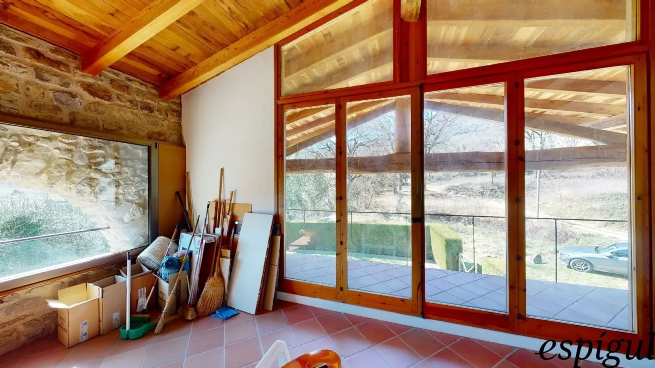 Totally refurbished farmhouse with charm