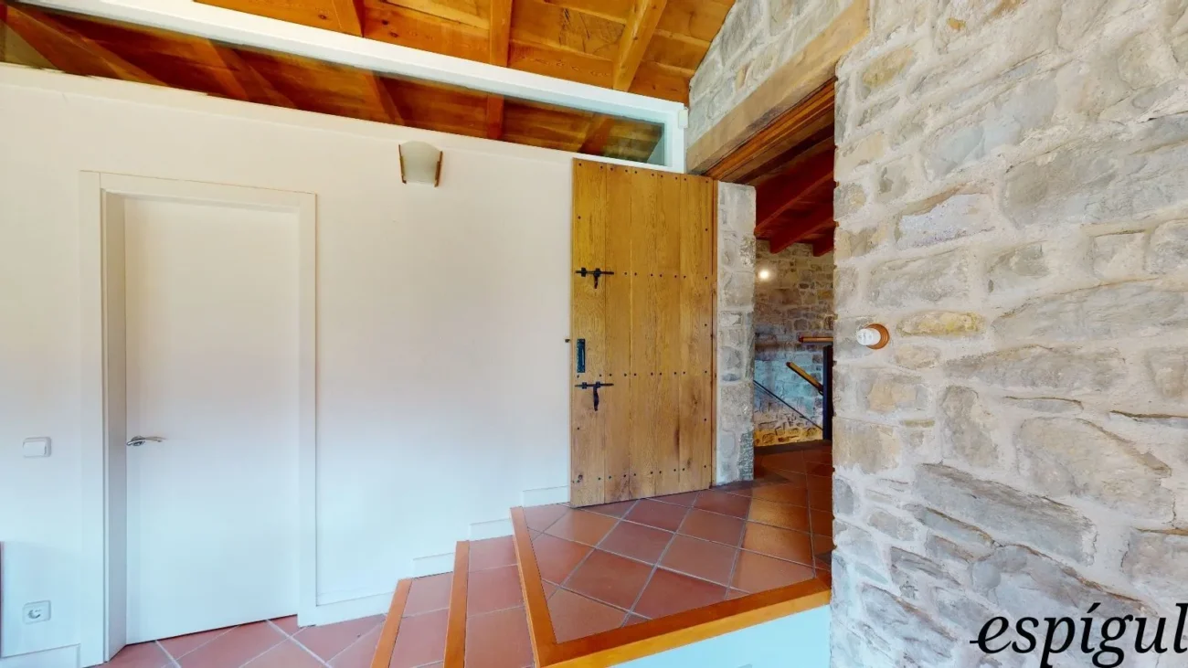 Totally refurbished farmhouse with charm