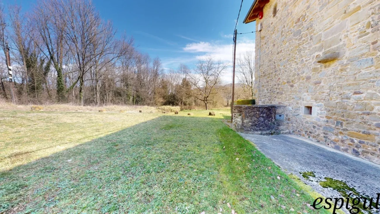 Totally refurbished farmhouse with charm