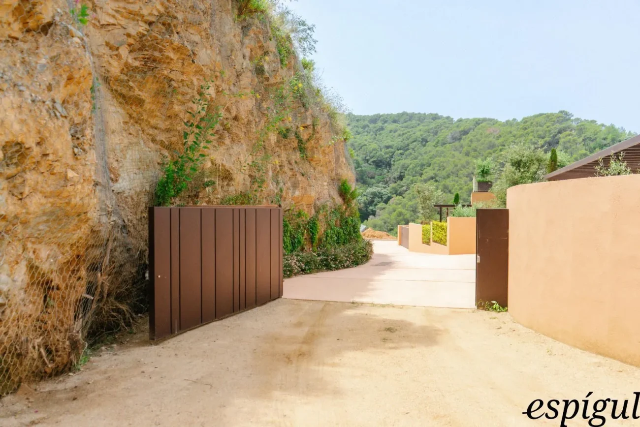 Luxury Villas with Sea Views in Begur