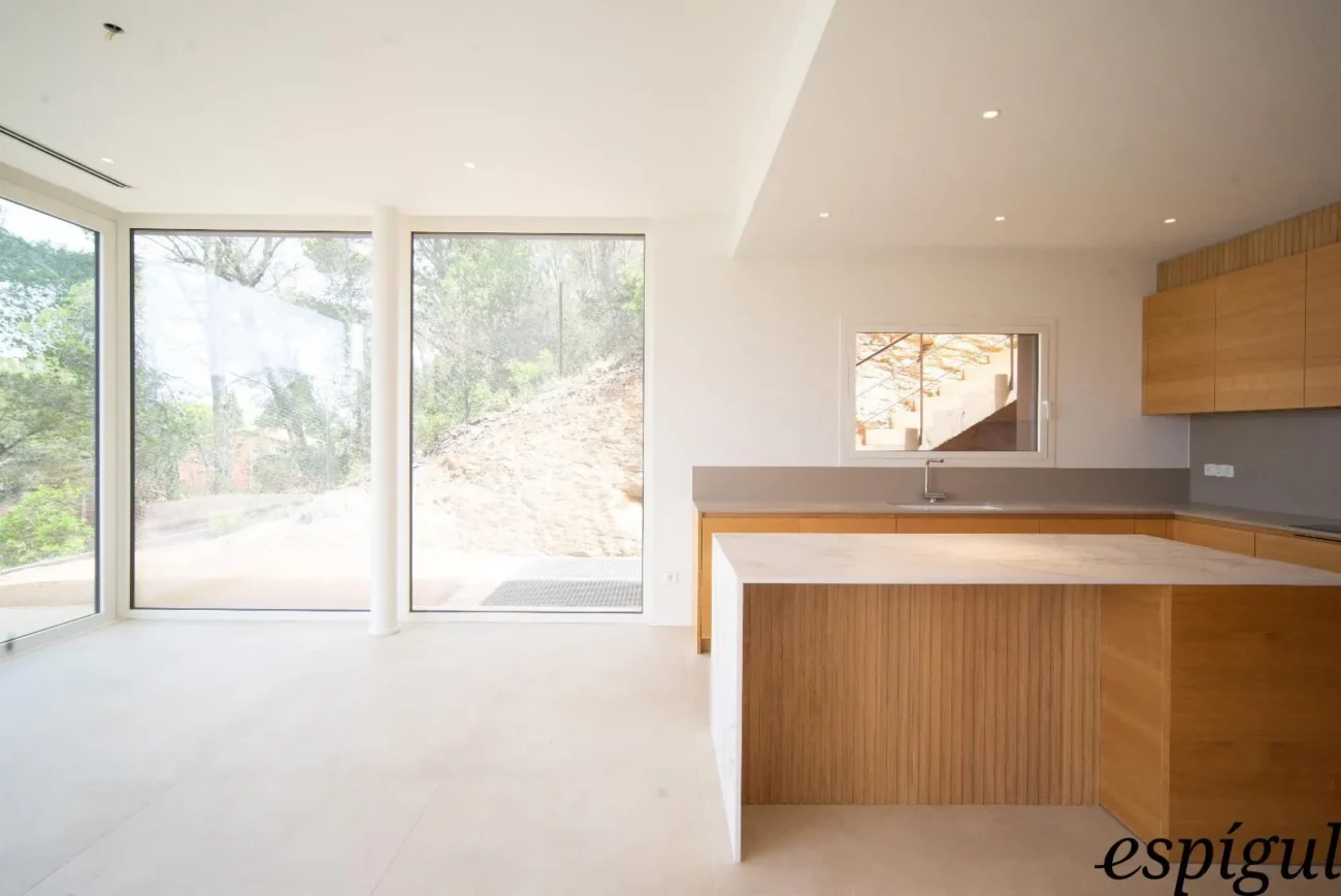 Luxury Villas with Sea Views in Begur