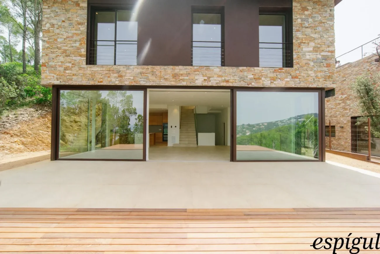 Luxury Villas with Sea Views in Begur