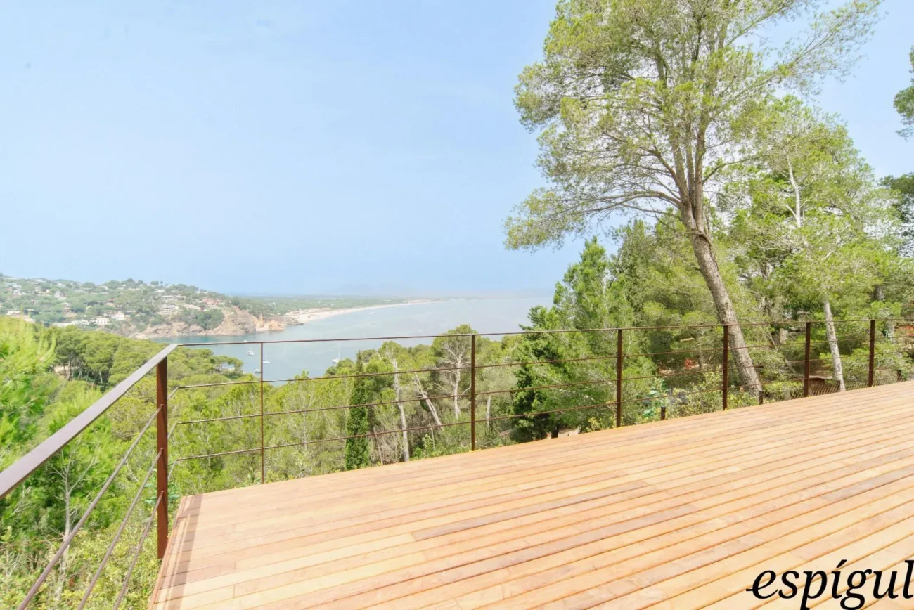 Luxury Villas with Sea Views in Begur