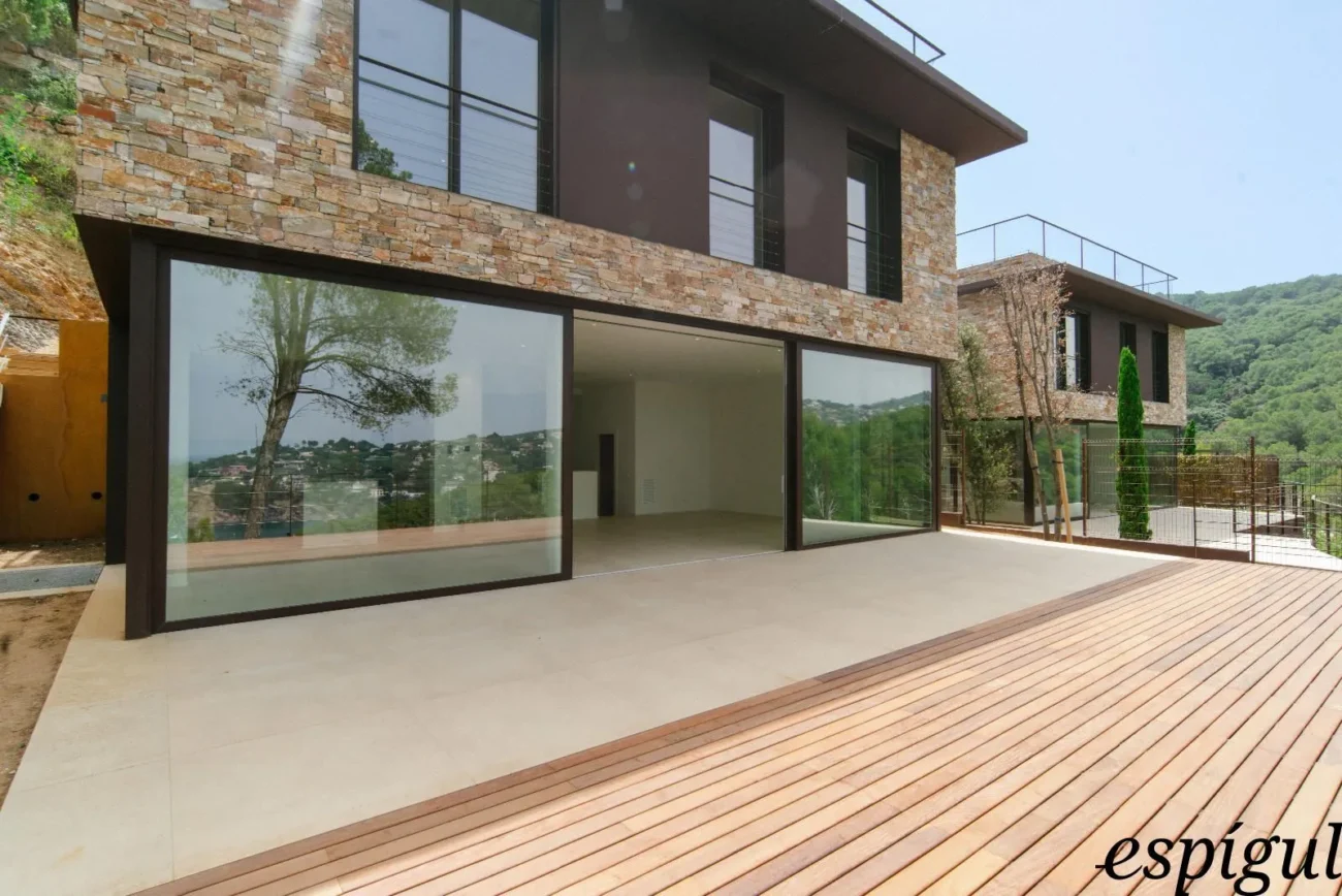 Luxury Villas with Sea Views in Begur