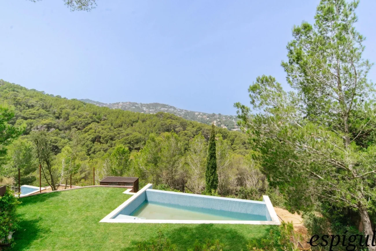 Luxury Villas with Sea Views in Begur