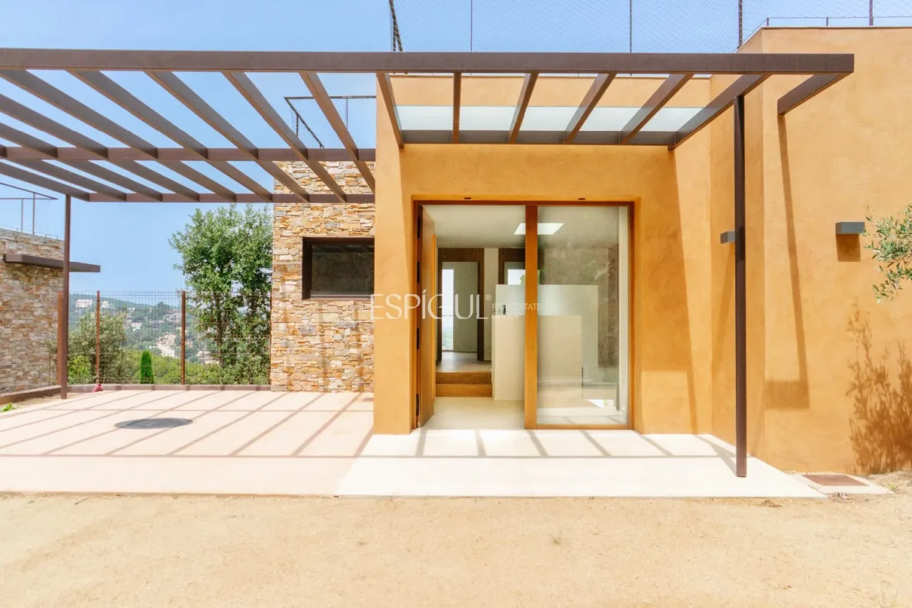 Viles de luxe amb vistes al mar a Begur