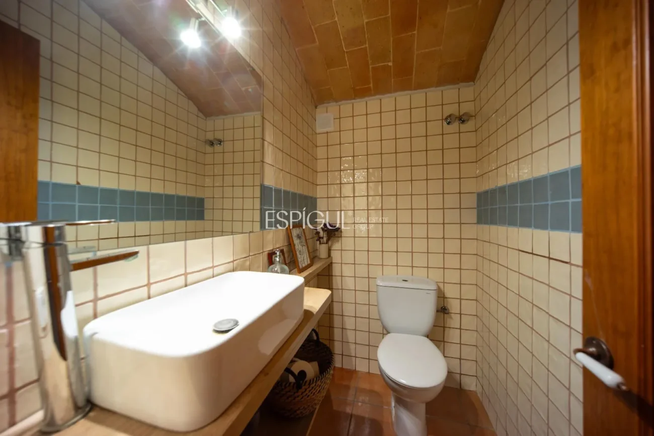 Дом в деревне в Палол-де-Ревардит