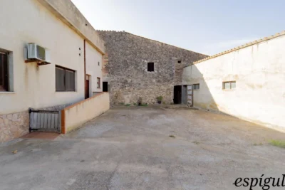 Maison rustique à Jafre
