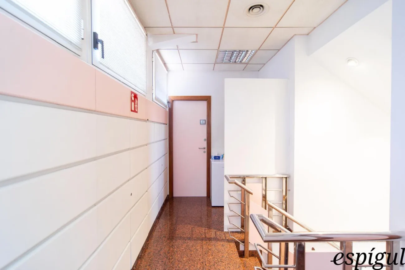 Penthouse to renovate in Girona