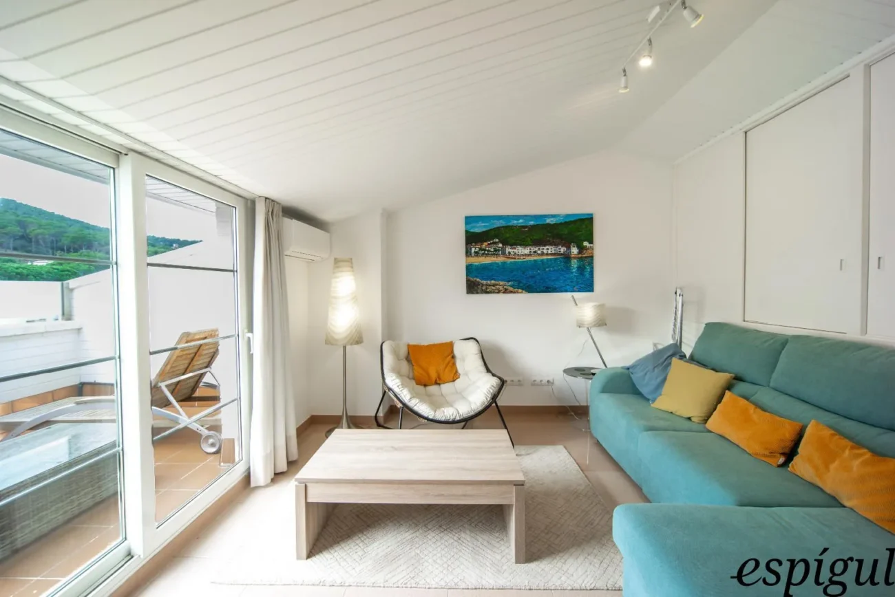 Exclusiva casa a 1 minuto de la playa de Tamariu