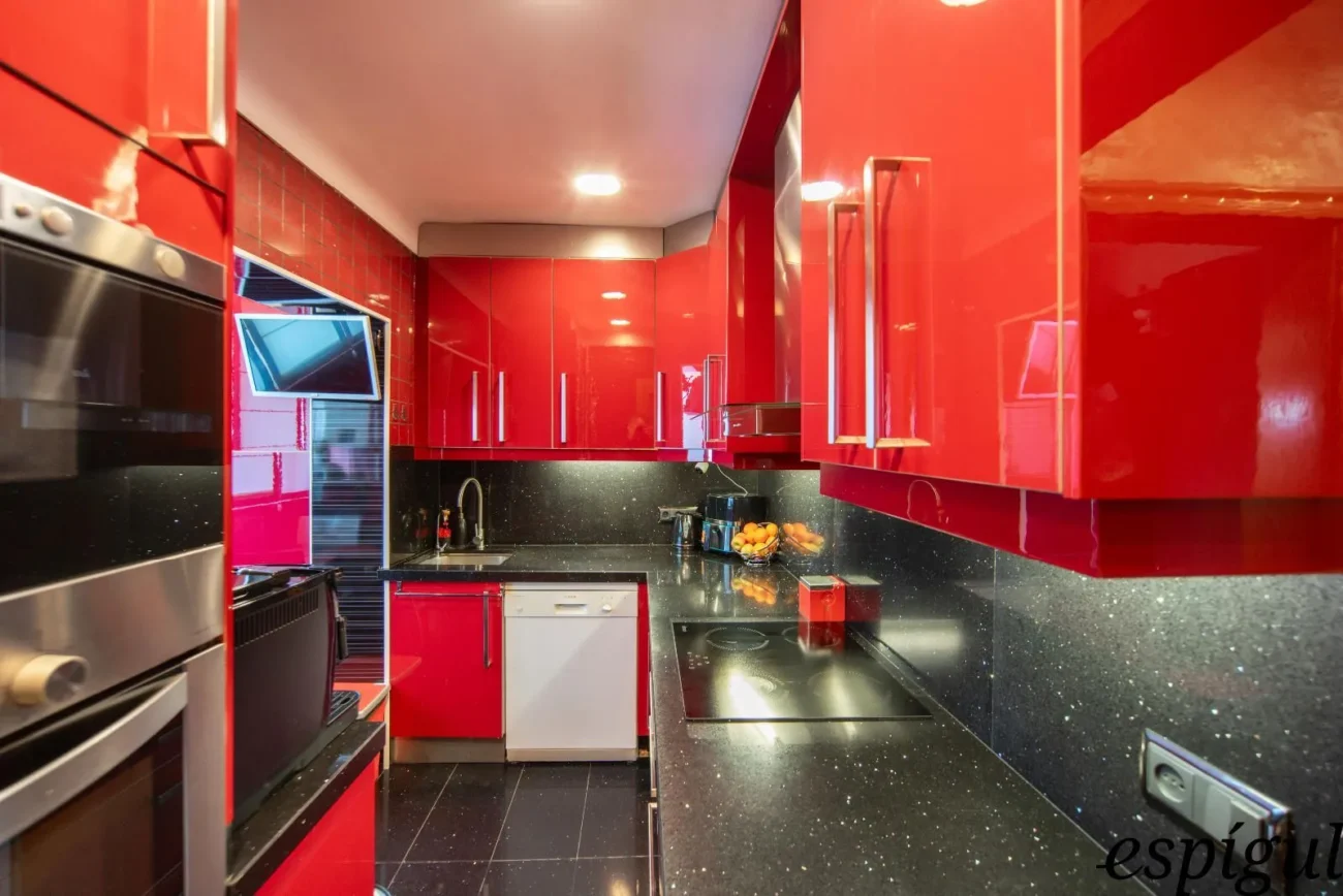 Nice apartment for sale in Sant Narcís