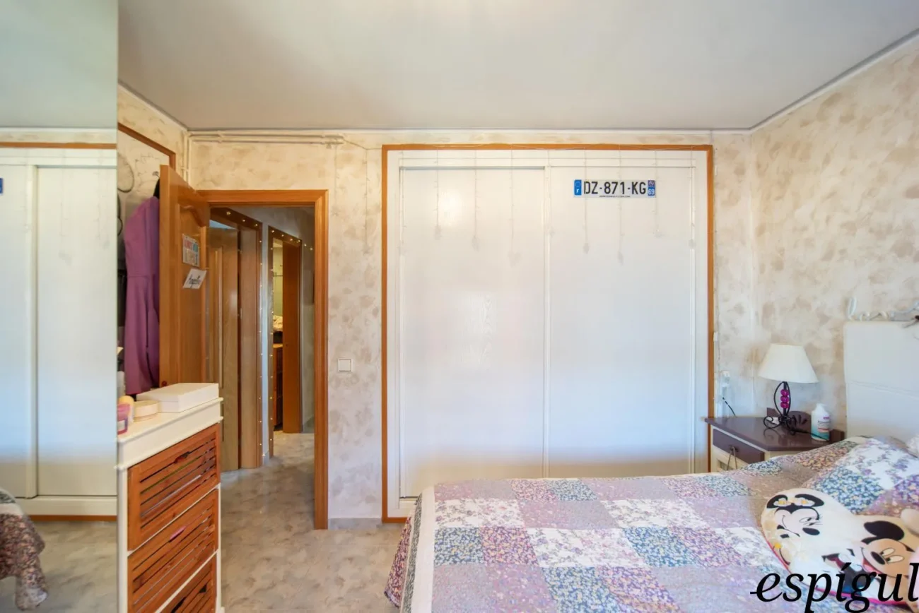 Nice apartment for sale in Sant Narcís