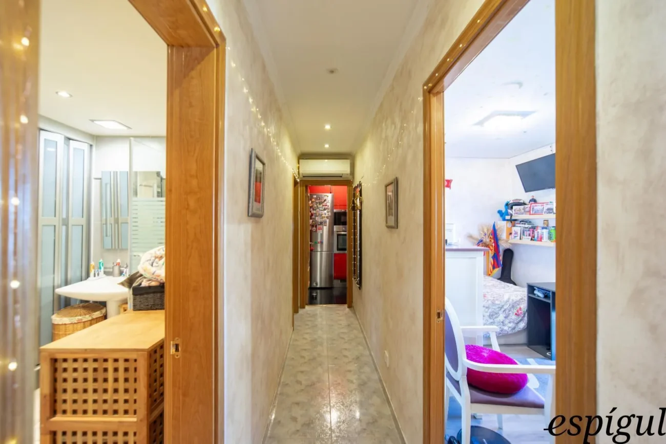 Nice apartment for sale in Sant Narcís