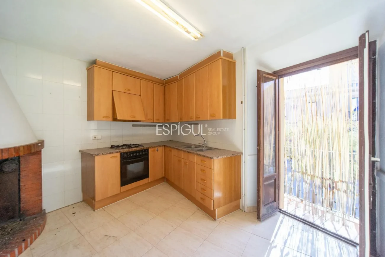 Charmantes Stadthaus mit Garten und Garage im Herzen von Gualta