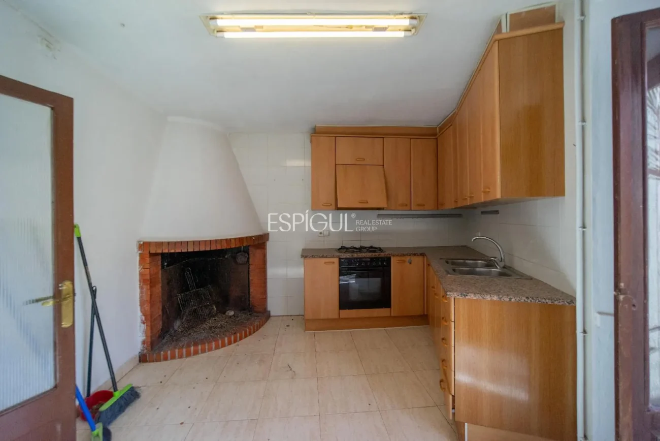 Charmantes Stadthaus mit Garten und Garage im Herzen von Gualta