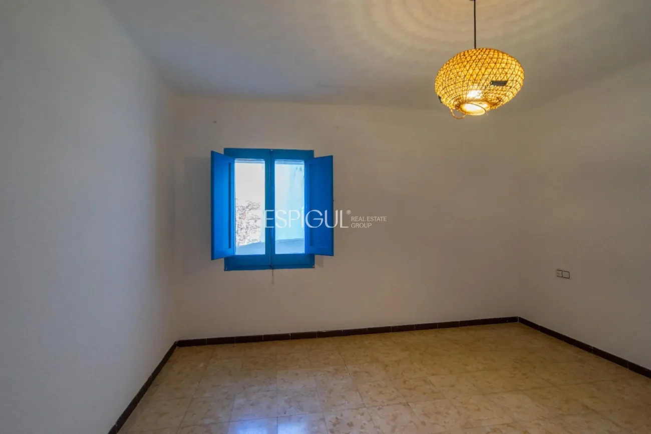 Charmantes Stadthaus mit Garten und Garage im Herzen von Gualta