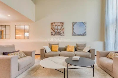 Fantàstic dúplex amb jardí exclusiu al costat del passeig de Gràcia