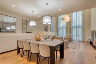 Fantàstic dúplex amb jardí exclusiu al costat del passeig de Gràcia