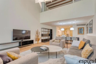 Fantastic duplex with exclusive garden next to Paseo de Gracia