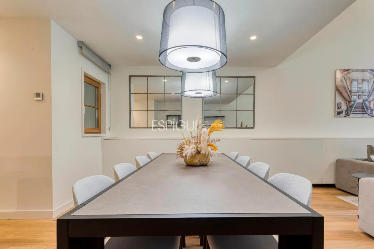 Fantàstic dúplex amb jardí exclusiu al costat del passeig de Gràcia