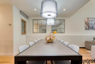 Fantastic duplex with exclusive garden next to Paseo de Gracia