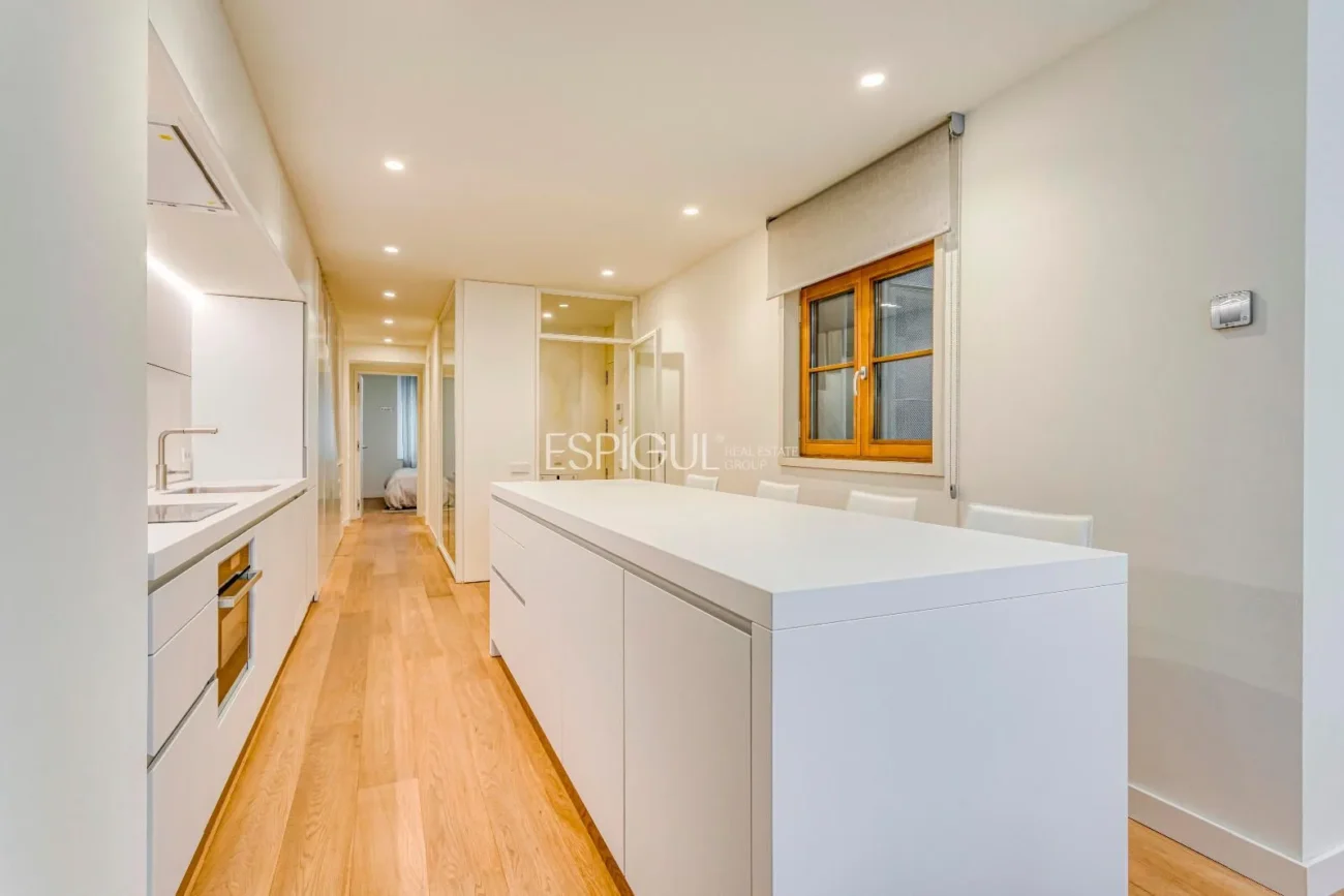 Fantàstic dúplex amb jardí exclusiu al costat del passeig de Gràcia