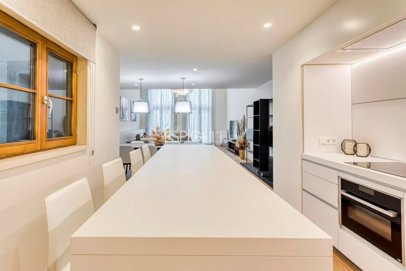 Fantàstic dúplex amb jardí exclusiu al costat del passeig de Gràcia