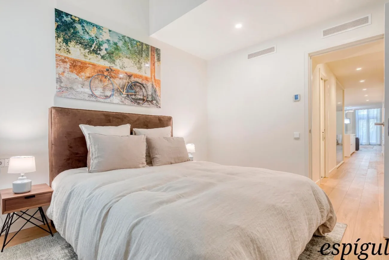 Fantastic duplex with exclusive garden next to Paseo de Gracia