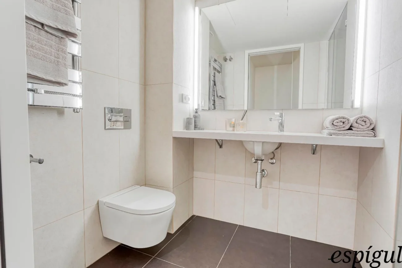 Fantastic duplex with exclusive garden next to Paseo de Gracia