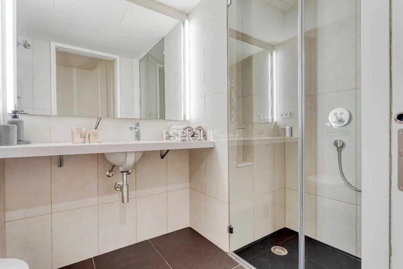 Fantàstic dúplex amb jardí exclusiu al costat del passeig de Gràcia