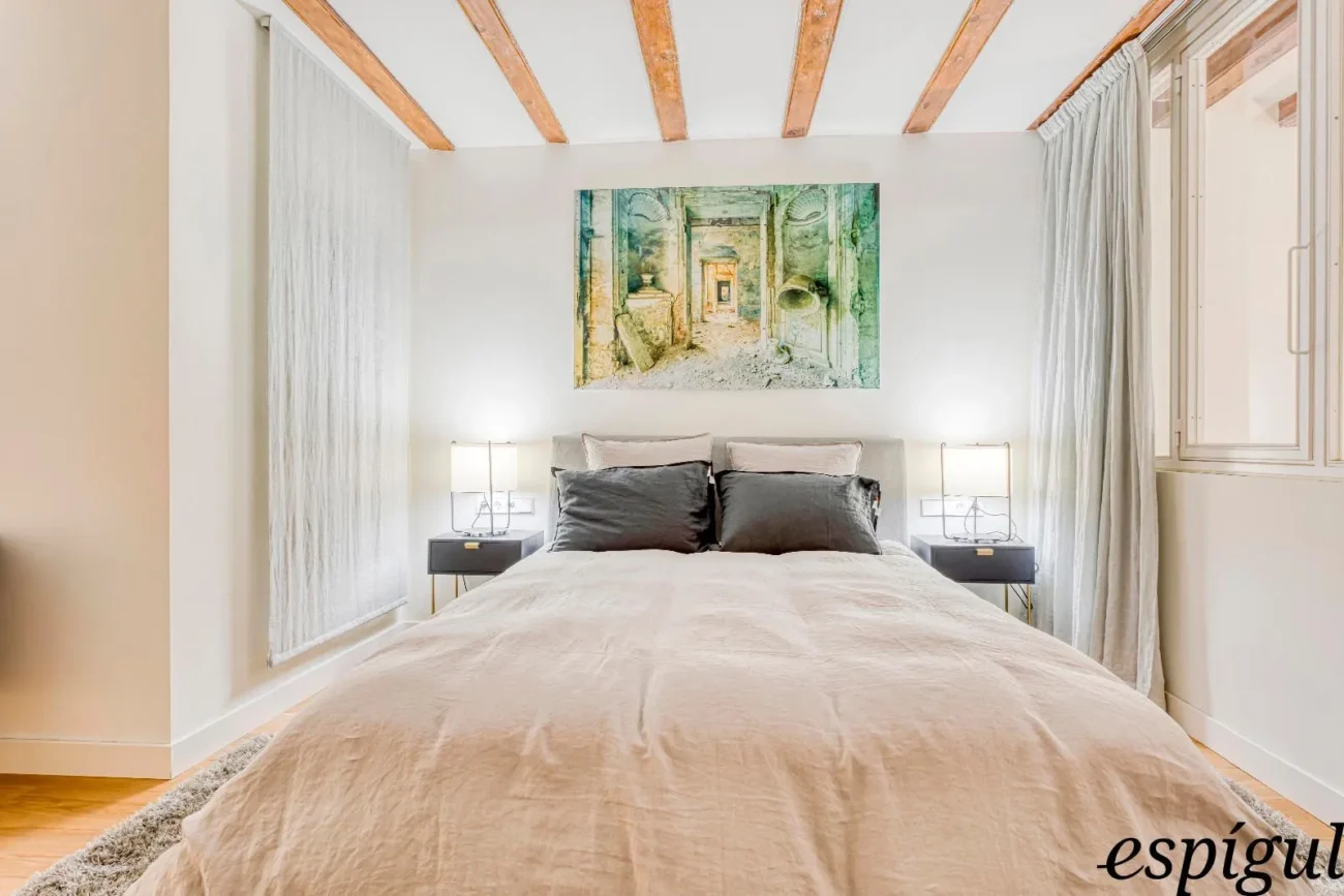 Fantastic duplex with exclusive garden next to Paseo de Gracia