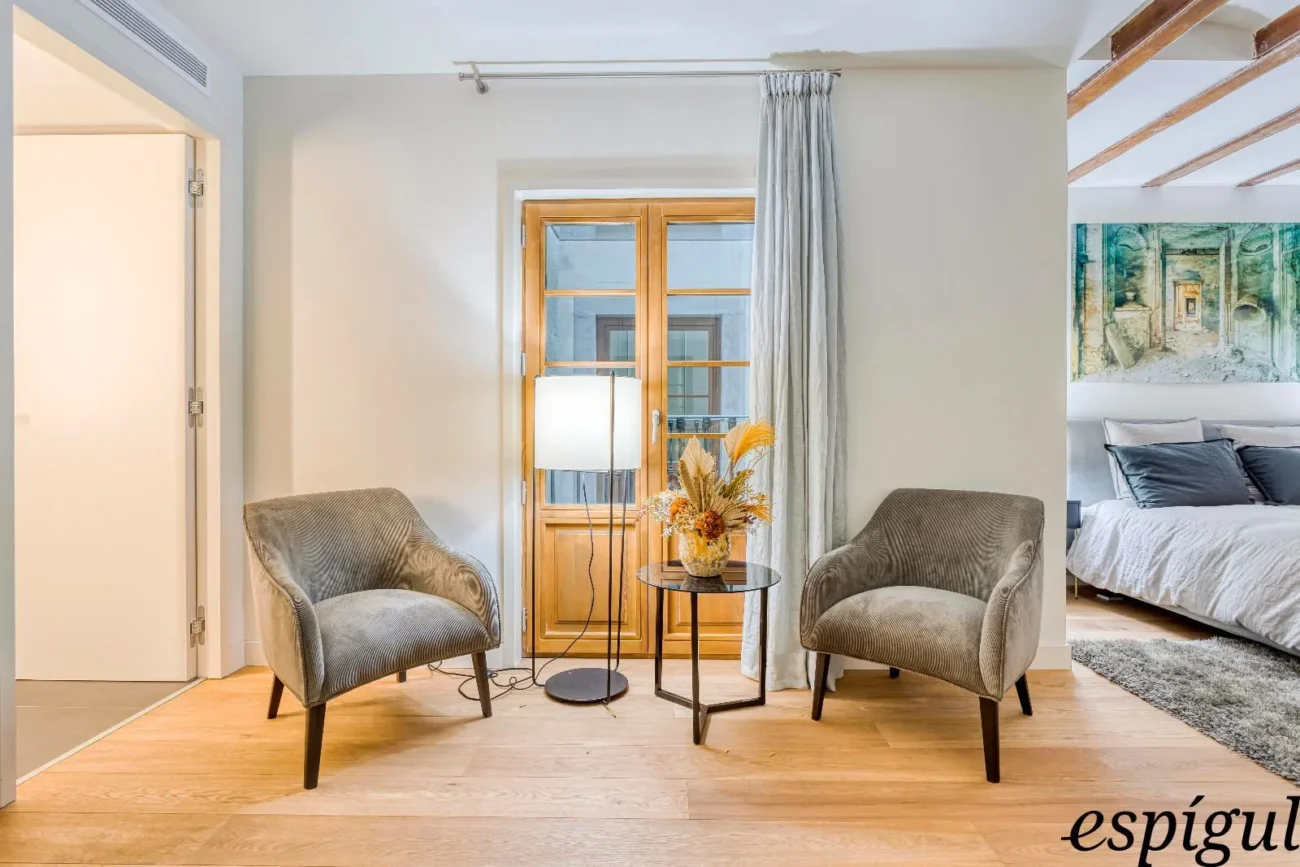 Fantastic duplex with exclusive garden next to Paseo de Gracia