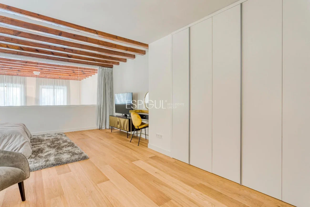 Fantàstic dúplex amb jardí exclusiu al costat del passeig de Gràcia